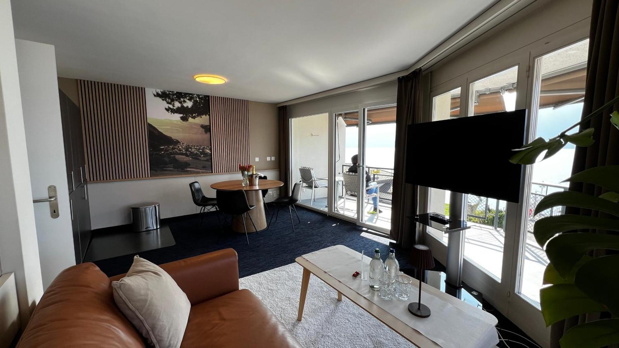 Seehotel Riviera At Lake Lucerne Gersau Exterior photo
